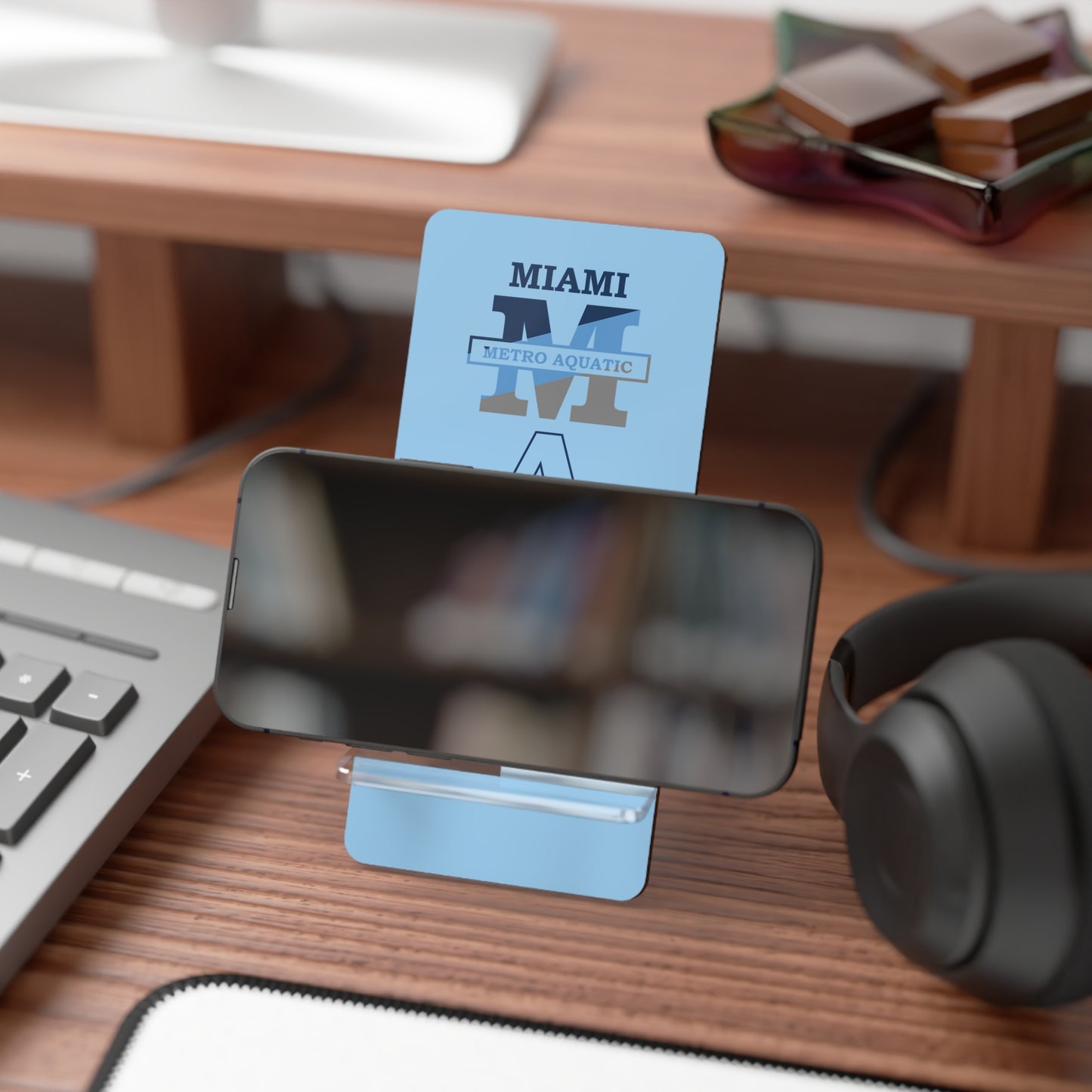 MAC Mobile Display Stand